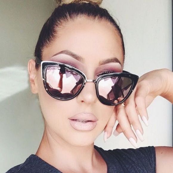 Quay Australia Accessories - 🌴 Mix & Match 2/$150 🌴 Quay “My Girl” Sunglasses